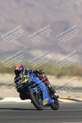 media/Oct-30-2025-Racers Edge (Thu) [[dabbdaf680]]/3-B Group/Session 2 (Turn 14)/